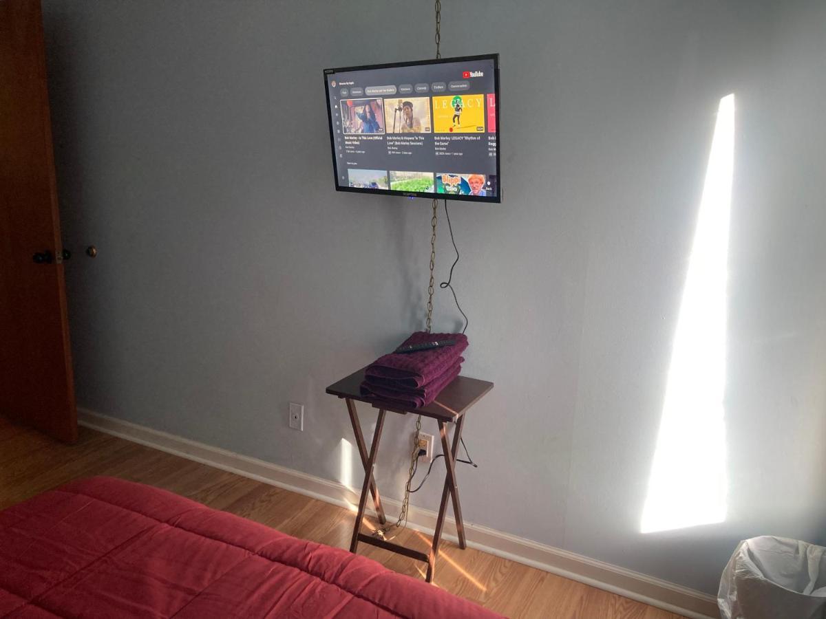 Irises House - Private Room In Home 키시미 외부 사진